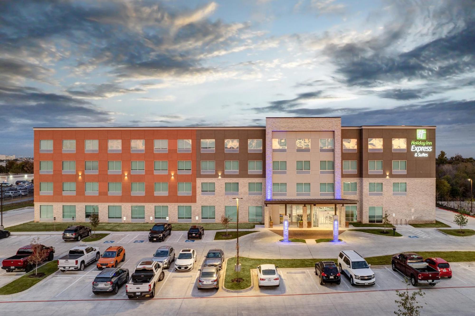 Holiday Inn Express & Suites Austin Airport East By Ihg 외부 사진
