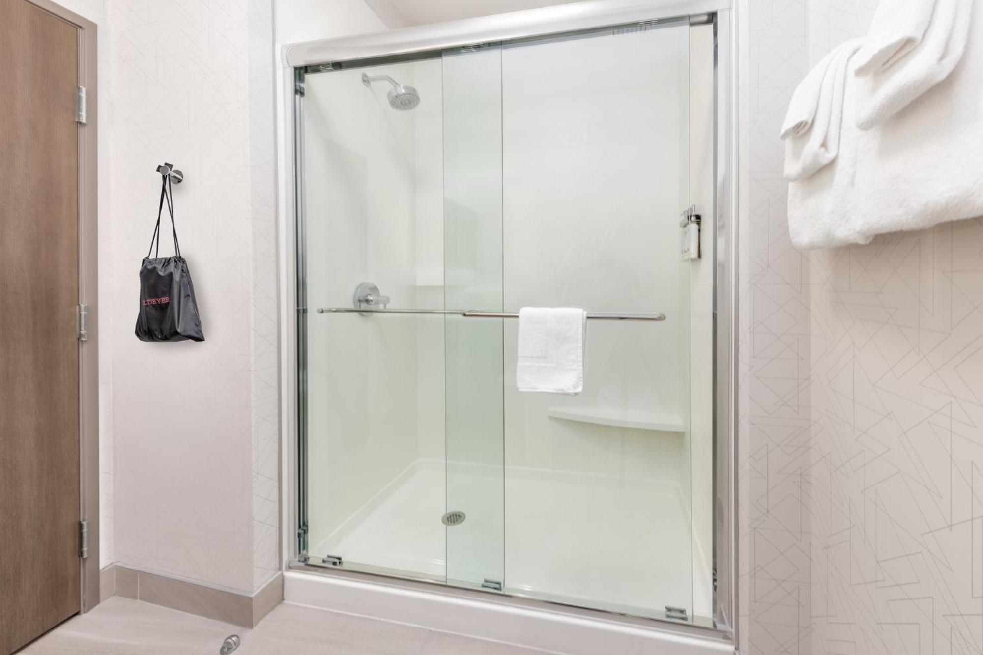 Holiday Inn Express & Suites Austin Airport East By Ihg 외부 사진